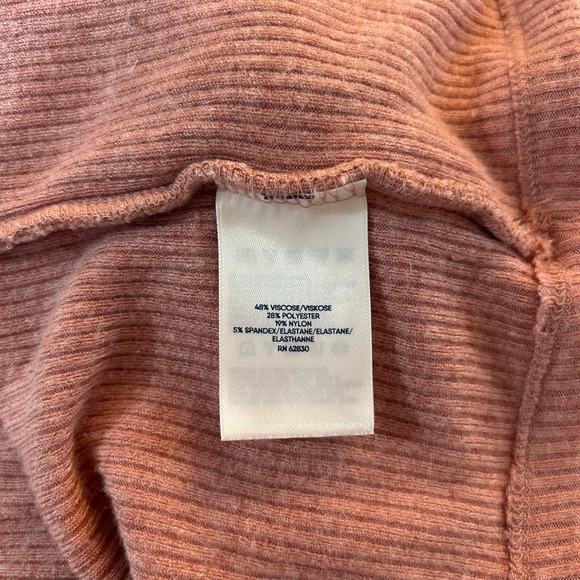 Lands End XL Sweater Women's Dusty Rose Sweater Cross Front Longsleeve (15) - Picture 10 of 10